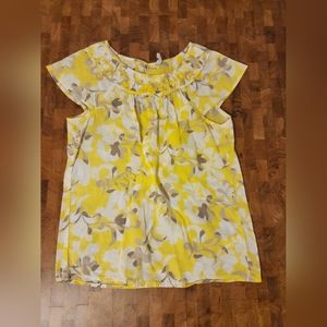 Old Navy small yellow white gray keyhole back pin tucked 100% cotton blouse